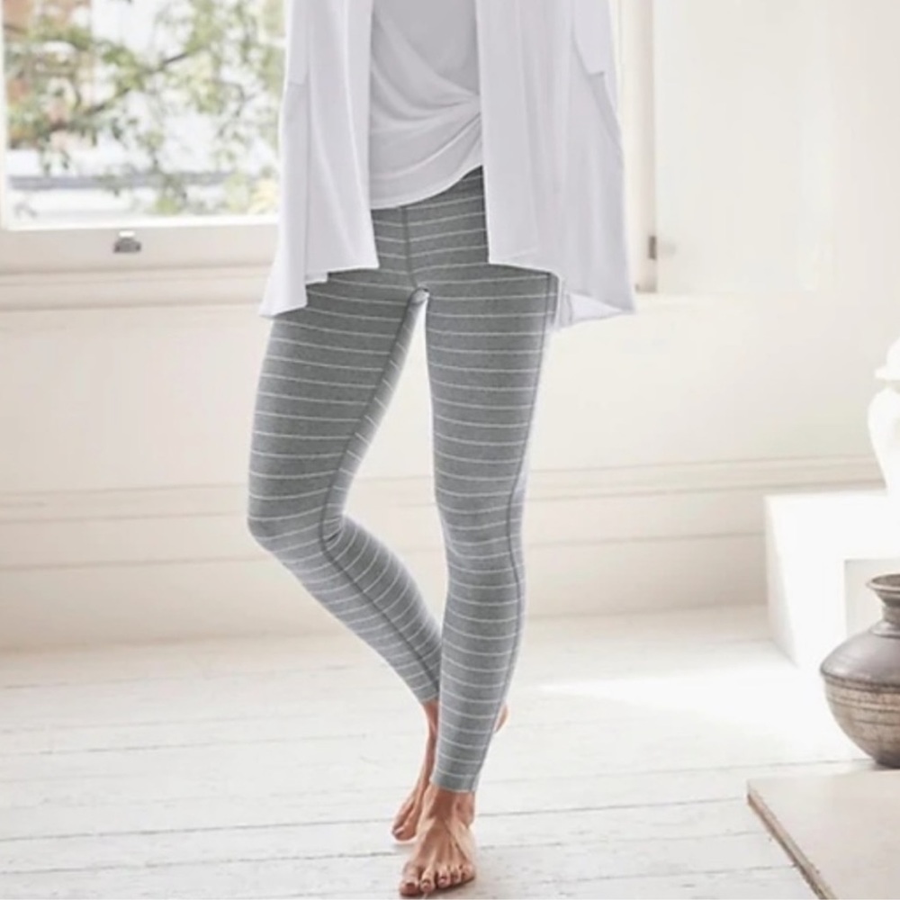 Athleta Strip Salutation 7/8